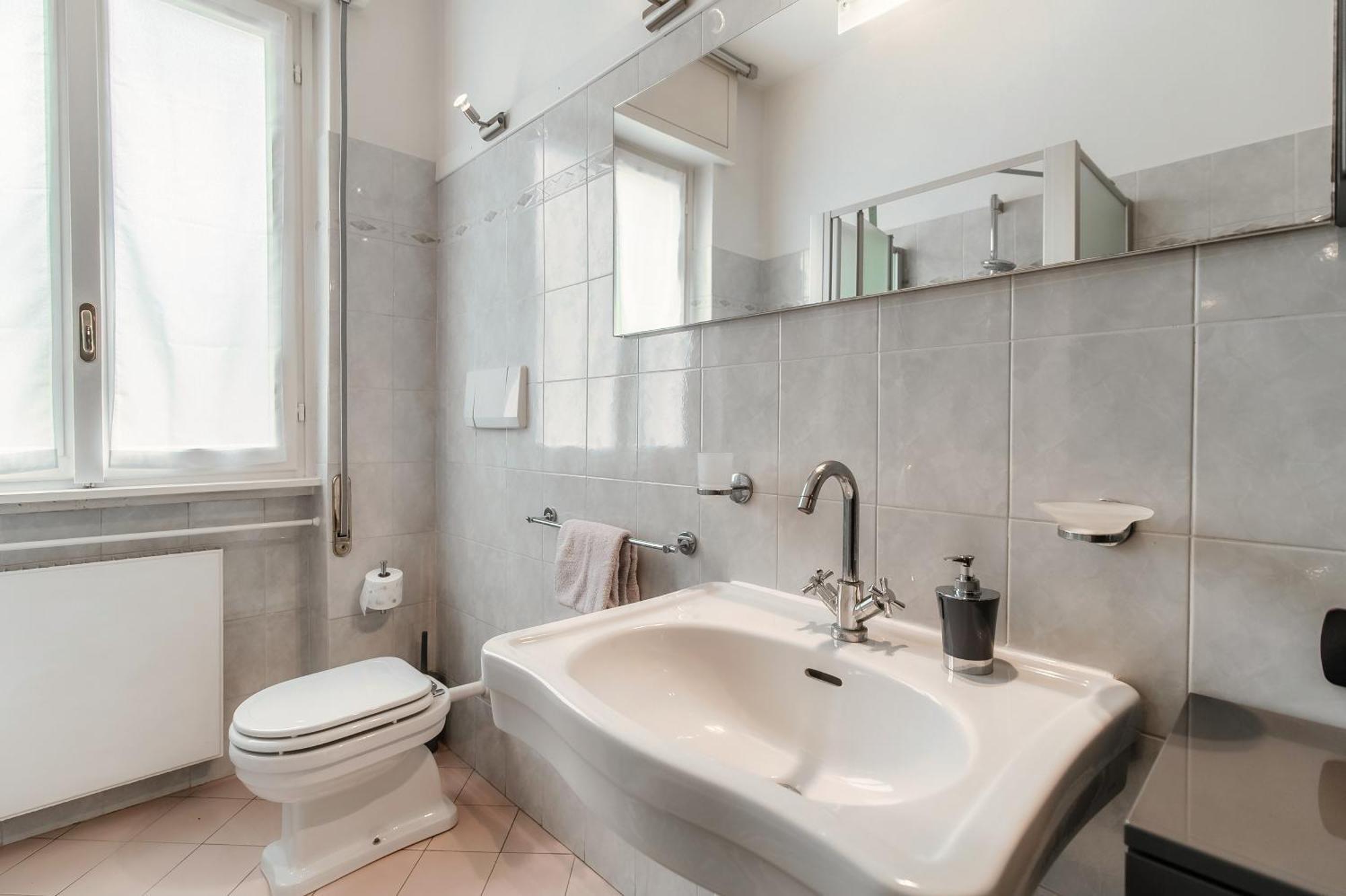 צ'רנוביו Vista Lario Apartment - Aqua Apartments מראה חיצוני תמונה